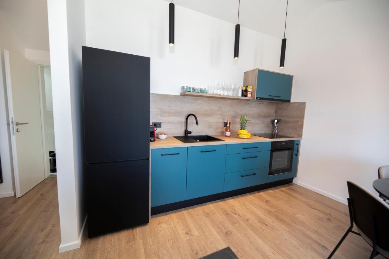 The Jazz Apartment, Old Town Located,free Parking Appartement Makarska