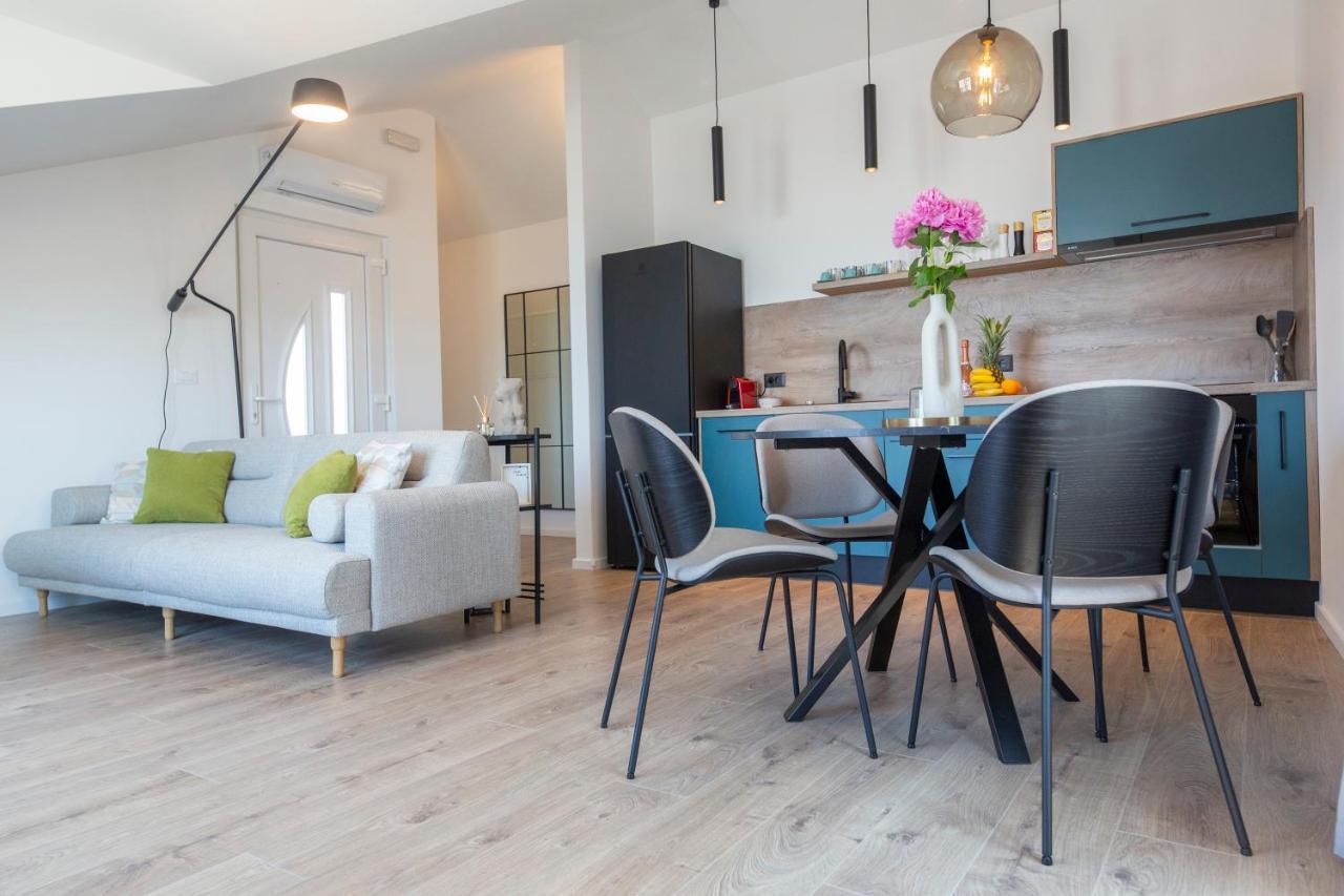 The Jazz Apartment, Old Town Located,free Parking